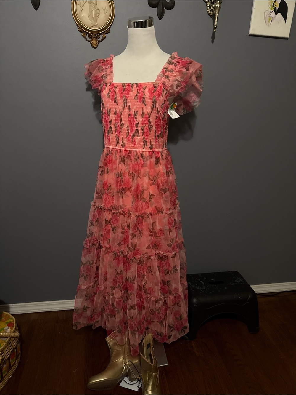 Floral Tiered Pink Maxi Dress with Ruffled Sleeves